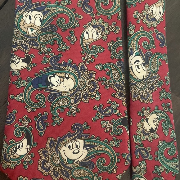 Disney Mickey Mouse Donald Duck Goofy paisley print 100% silk vintage neck tie - Picture 5 of 7